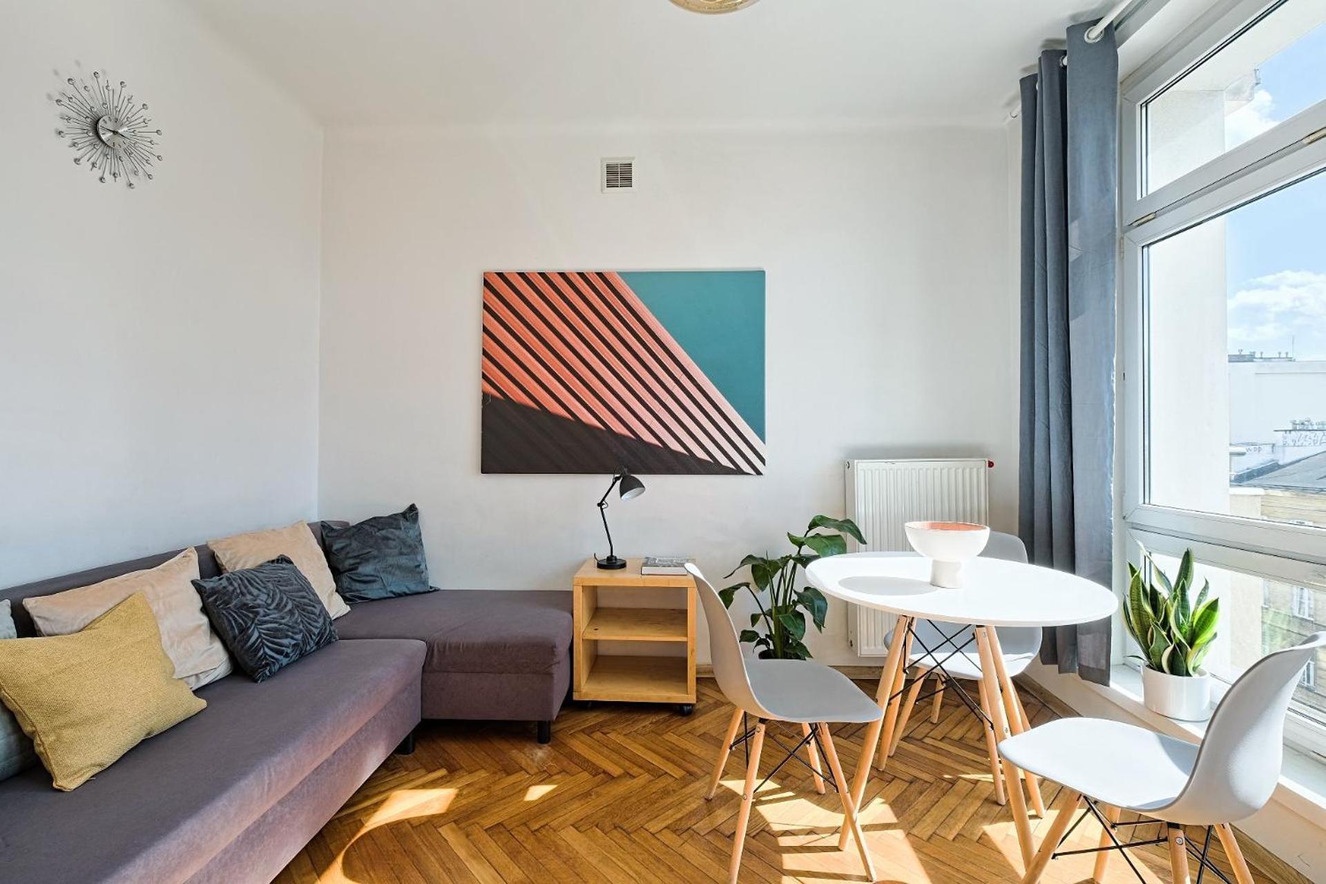 Urbannestgroup - Nowogrodzka 8 * Warszawa